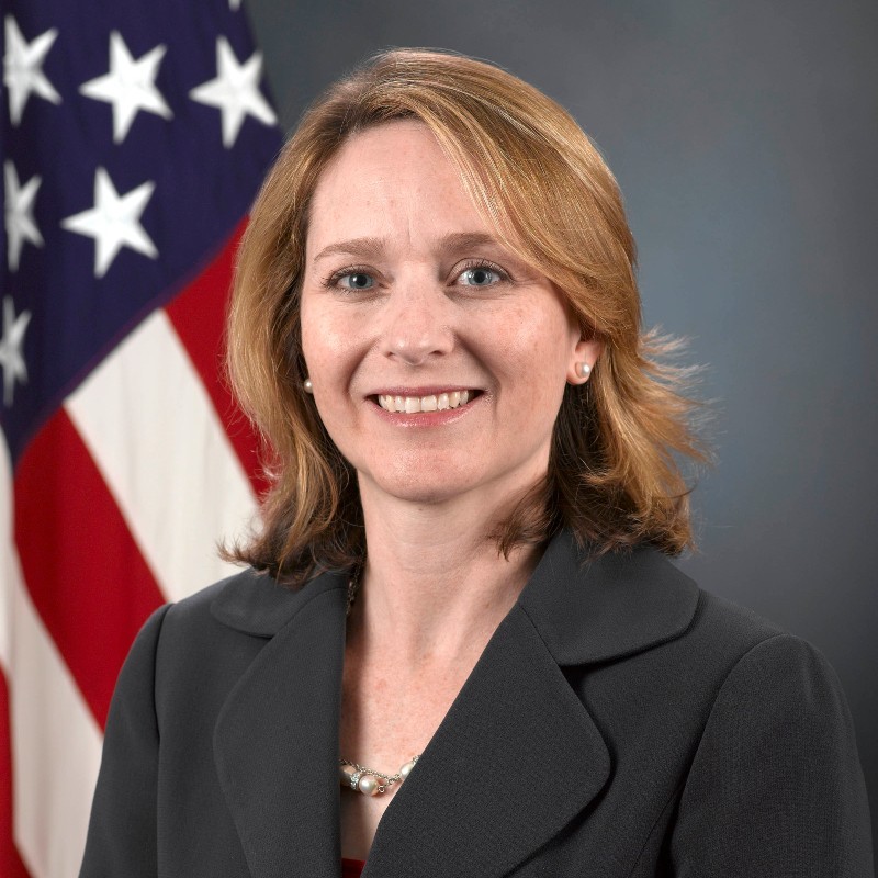 Κάθλιν Χικς: Η πρώτη γυναίκα στη θέση της αναπληρώτριας Υπουργού Άμυνας των ΗΠΑ