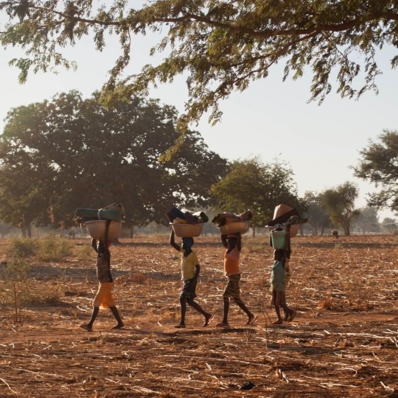 Πώς η κλιματική αλλαγή οδηγεί τις γυναίκες της Μπουρκίνα Φάσο σε ακραία φτώχεια