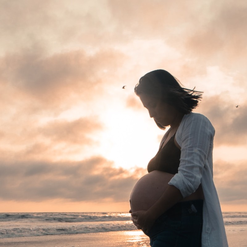 Εγκυμοσύνη και κορονοϊός: Τι δείχνουν τα στοιχεία από τον ένα χρόνο πανδημία στο Νοσοκομείο «Αλεξάνδρα»