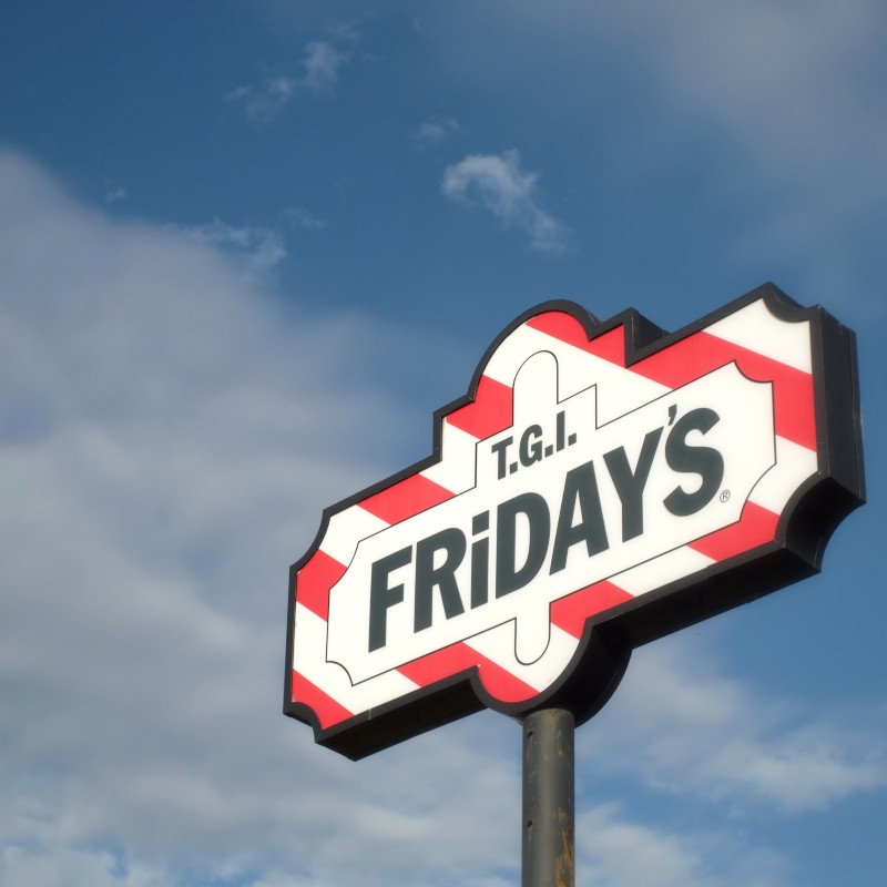 TGI Friday’s: Το νέο concept φαγητού και οι σκέψεις για τα malls του Ελληνικού